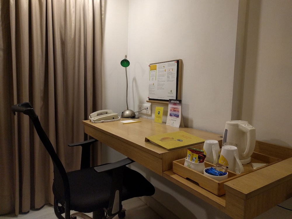Lemon Tree Hotel Udyog Vihar Gurgaon 38/47