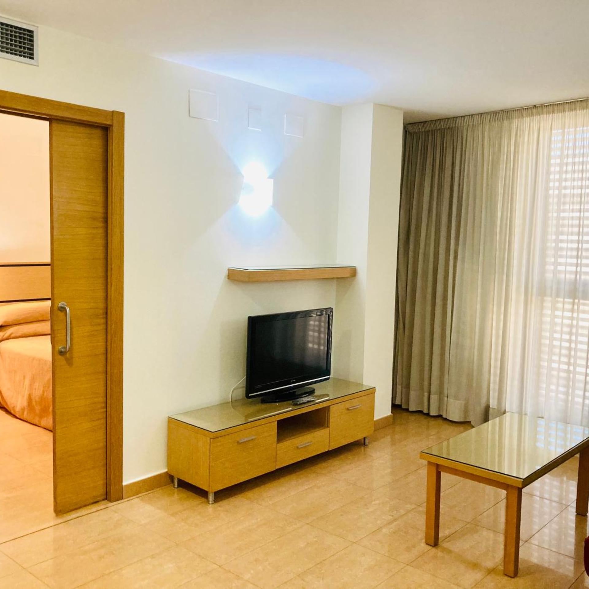 Hotel Dona Lola Castellon 32/50