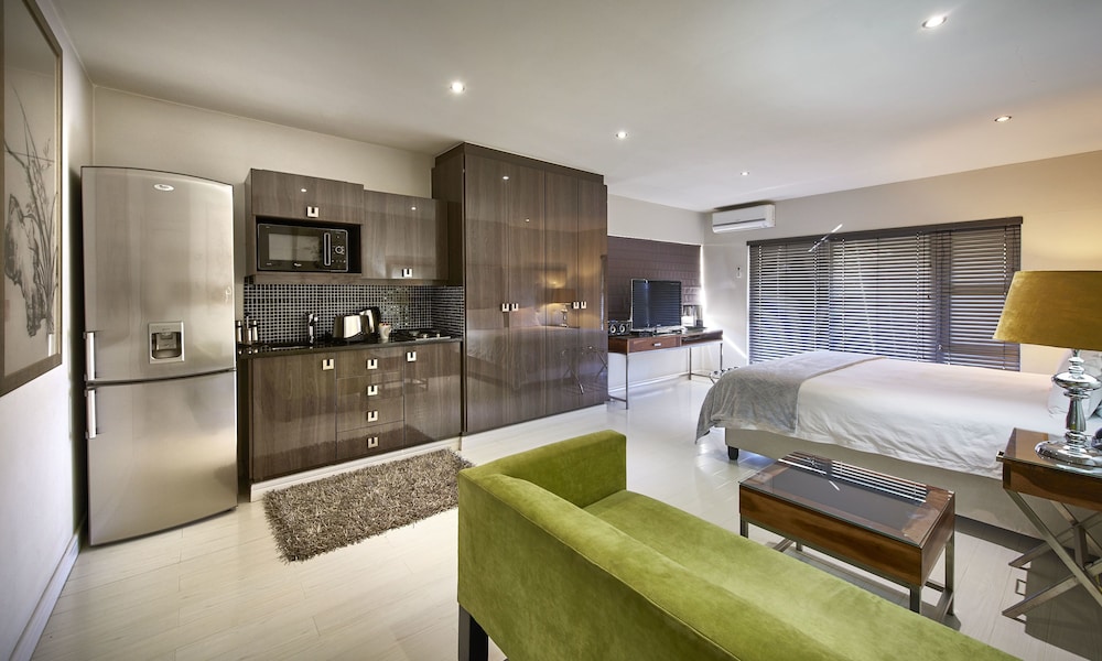 Dynasty Forest Sandown Accommodation 24/69