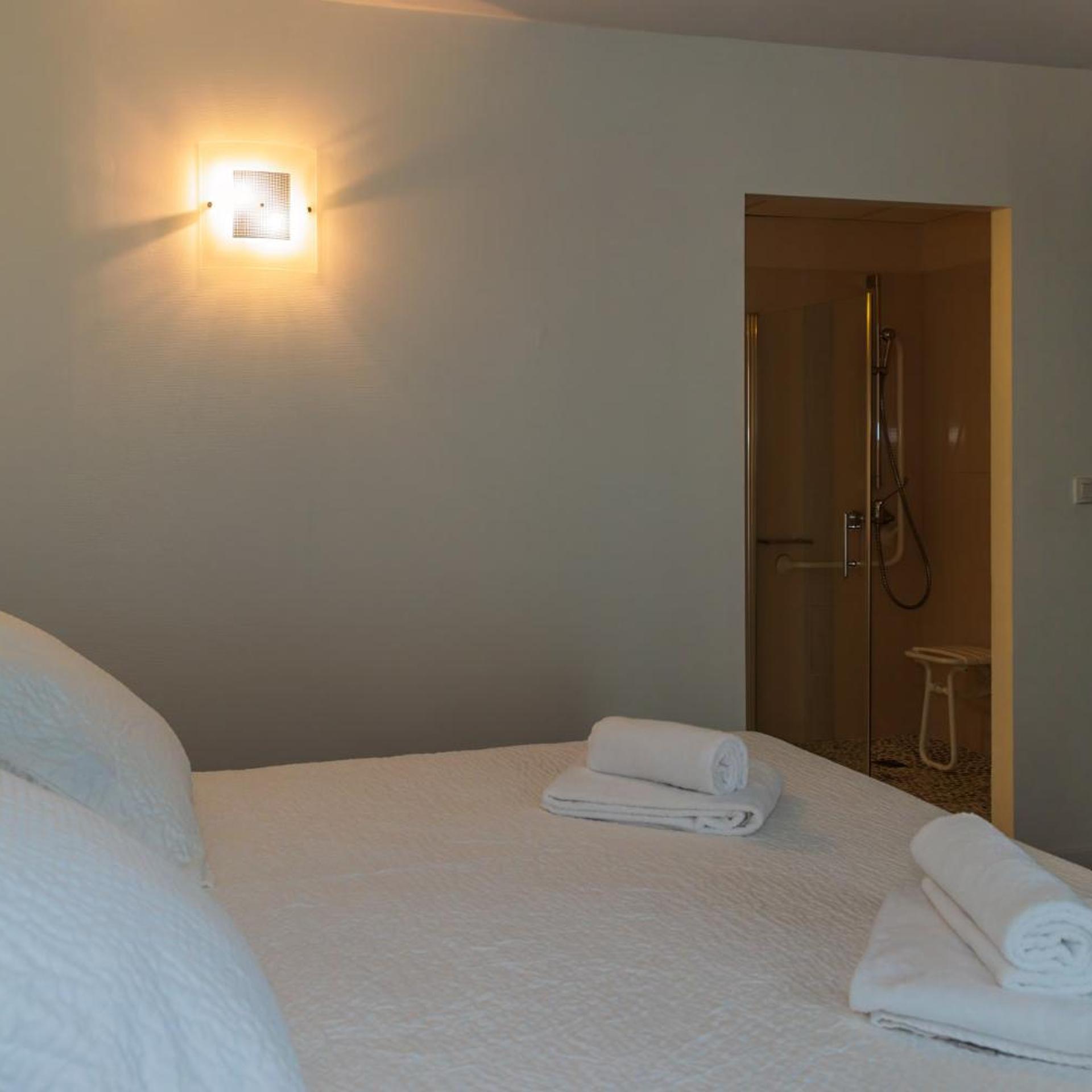 LOGIS AUBERGE DE LA XAINTRIE 13/47