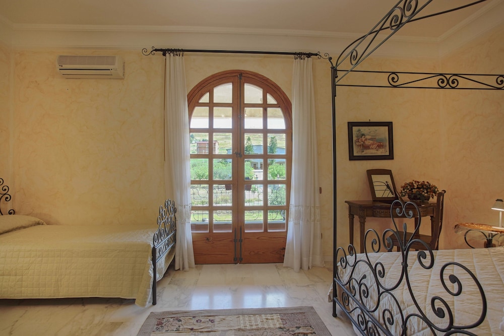 Villa Diana 16/50