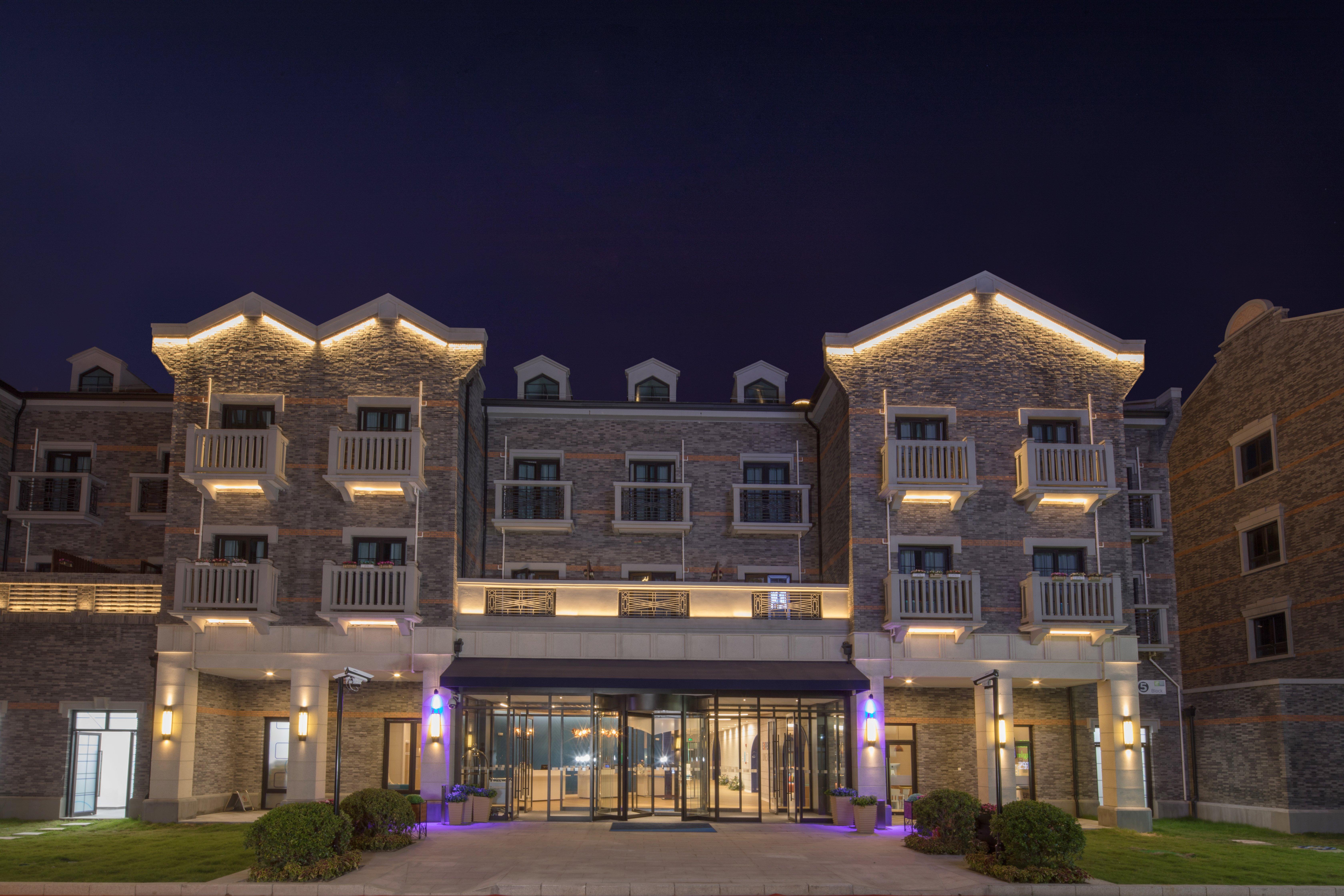 Holiday Inn Express Shanghai Tourism Zone 5/51