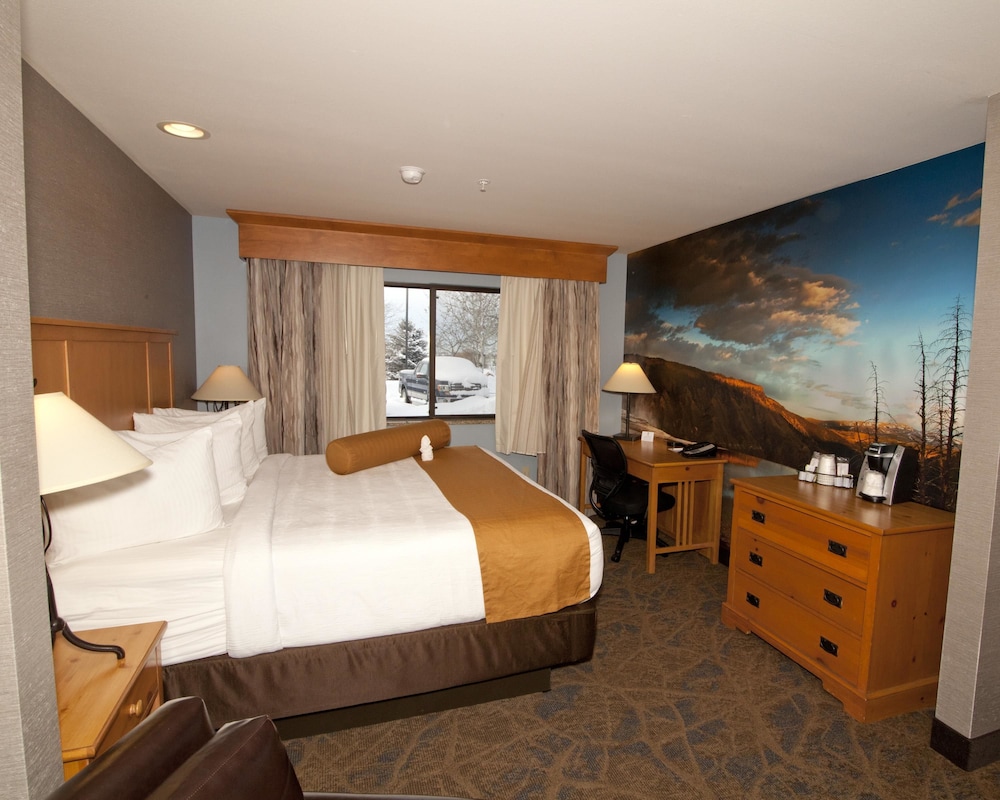 Best Western Plus Grantree Inn 29/52