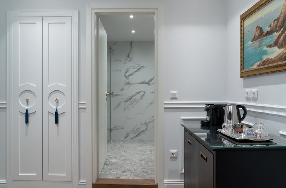 Evripidou Suites 44/50