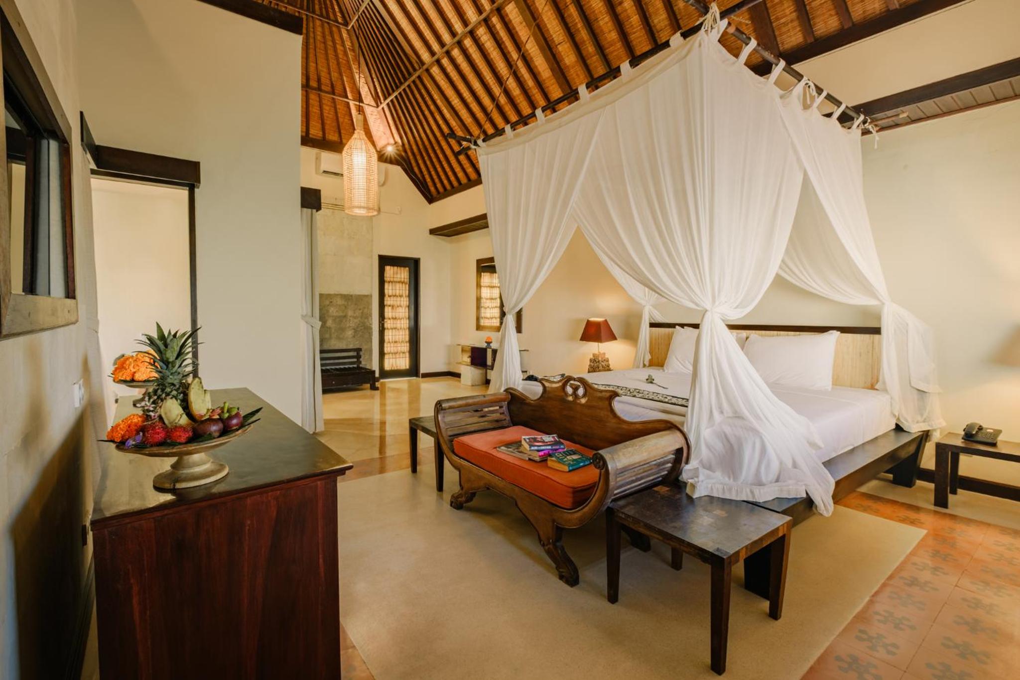 2 Bedrooms, Pool, Villa, 2 Double Beds, Butler