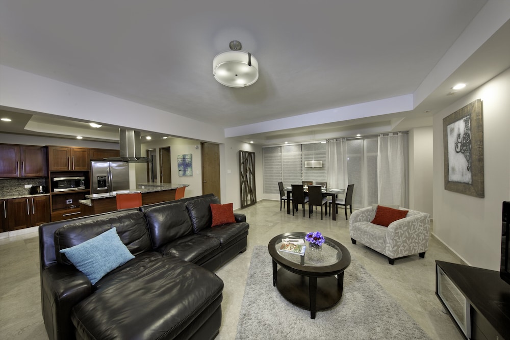 CIQALA Luxury Suites 50/75