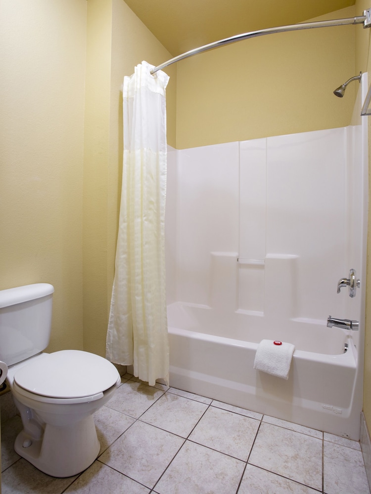 OYO Hotel Valley View TX, I-35 28/32