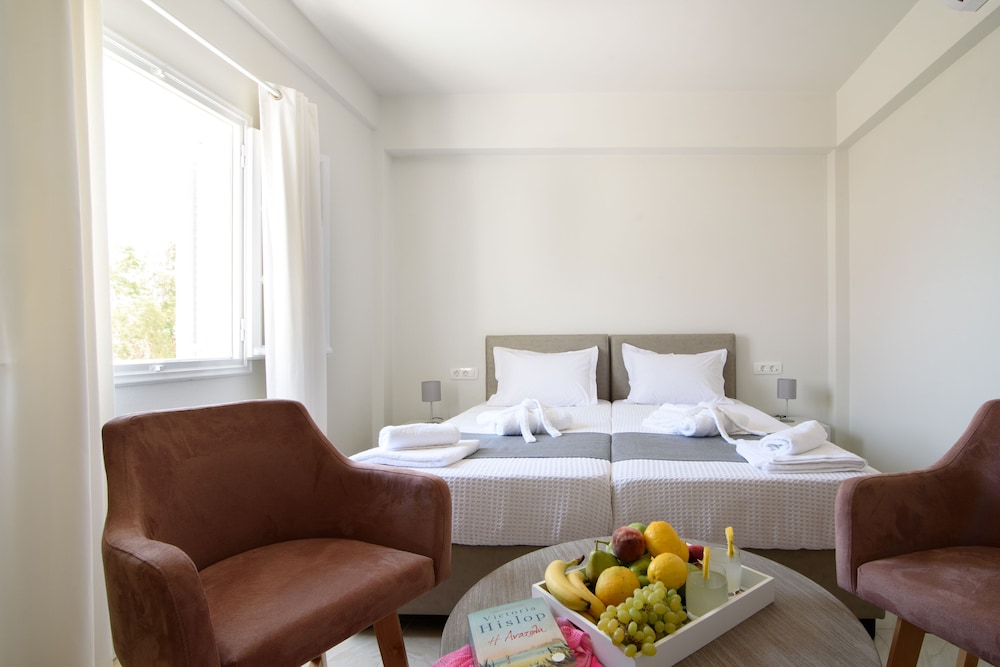 DE NAXIA SUITES 38/57