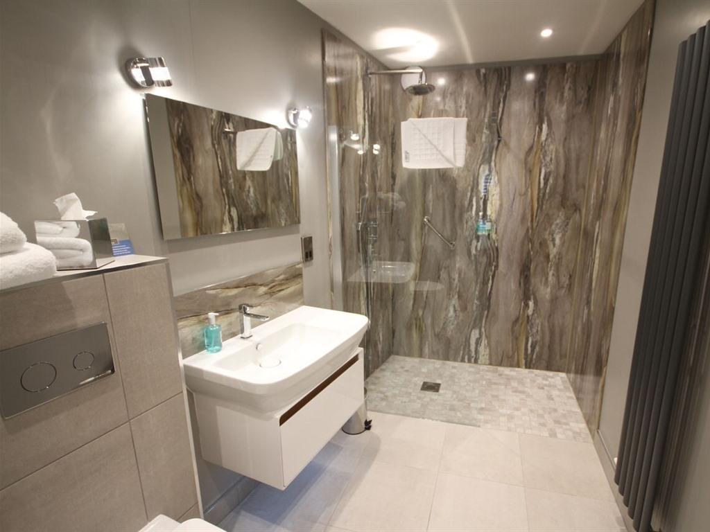Quinlan & Cooke Boutique Townhouse 27/27