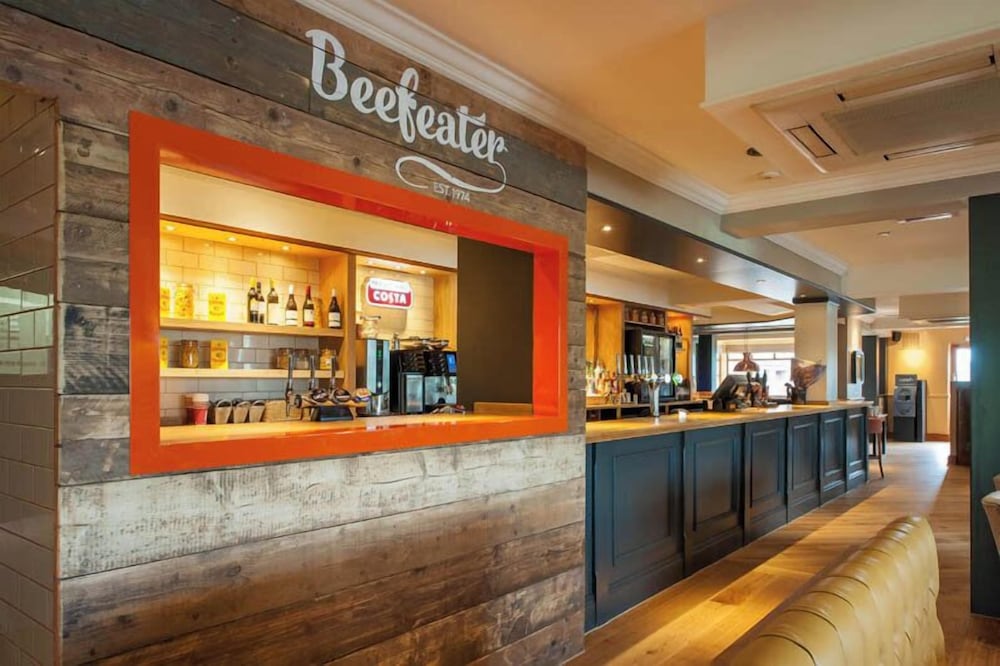 Lobby at Premier Inn Evesham, WYCHAVON