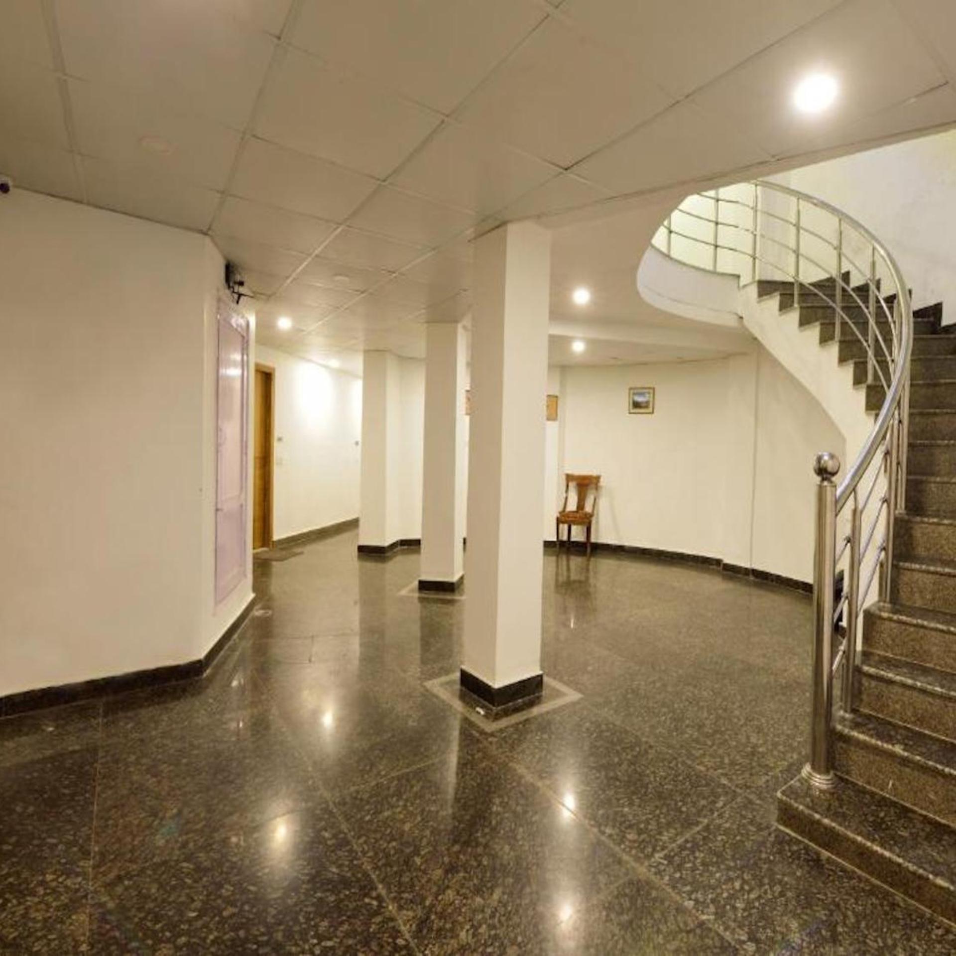 GALLEU HILL RESORTS 32/54