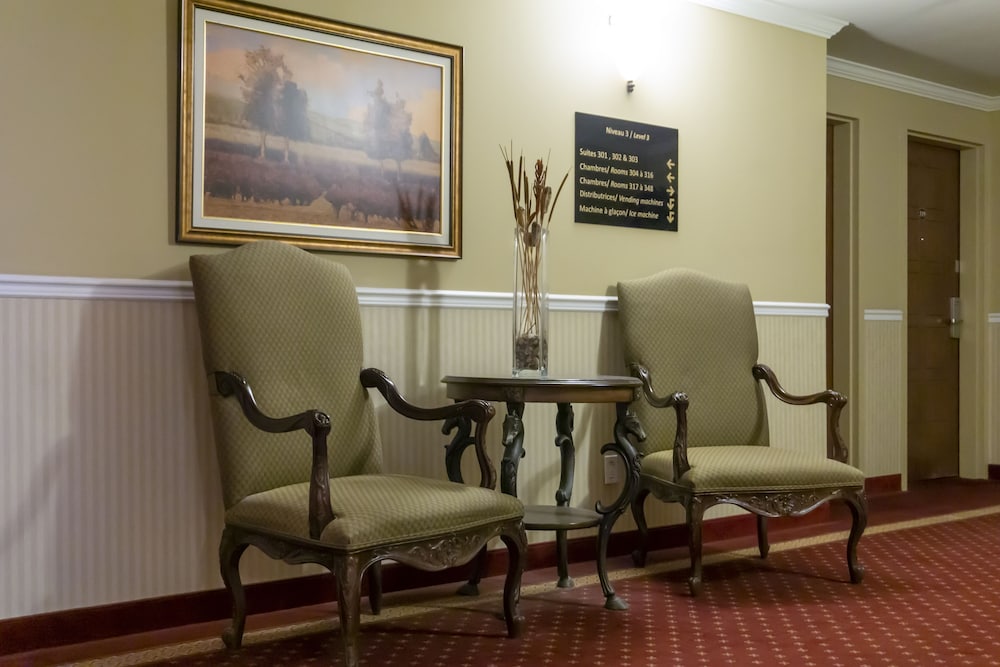 Hotel Brossard 25/37