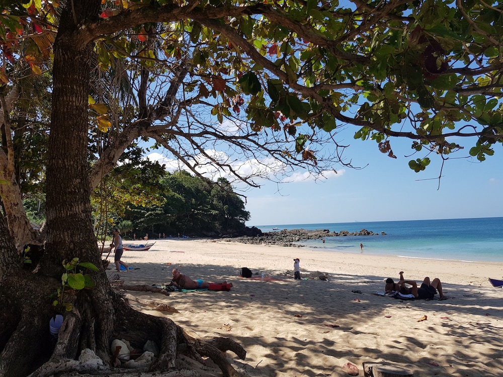 Tropicana Lanta Resort 65/75