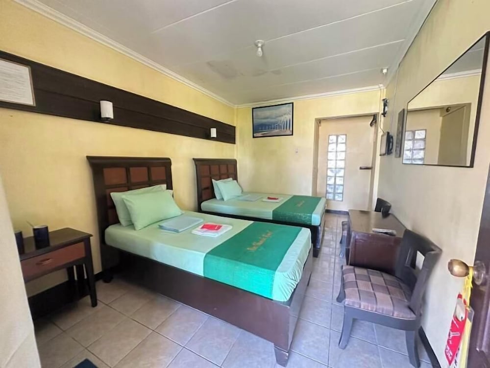 Rio Grande Laoag Resort Hotel 6/47