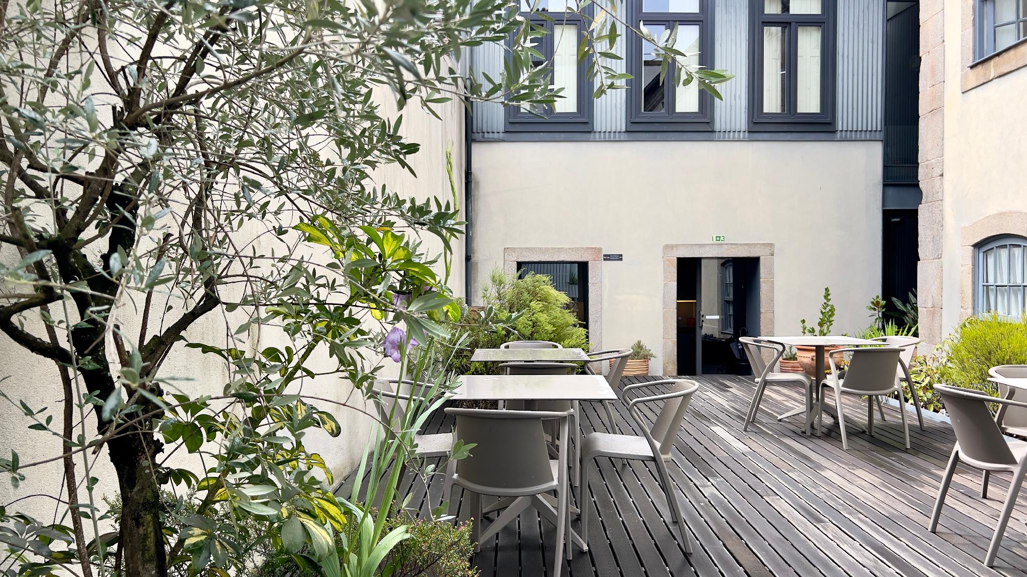 Casa dos Loios by Shiadu in PORTO