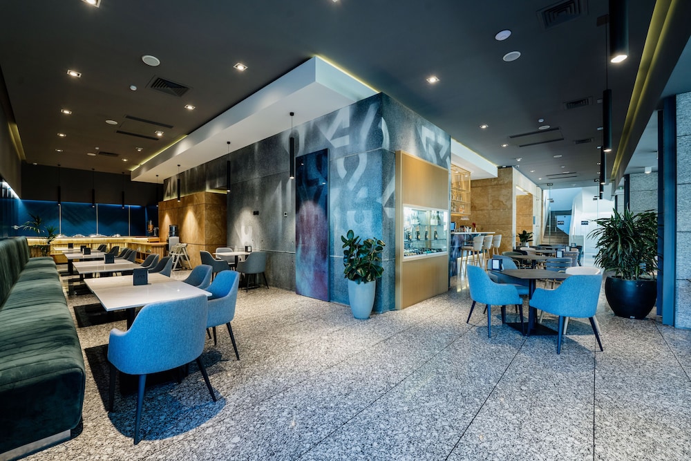 Messier 53 Hotel Yerevan 31/50