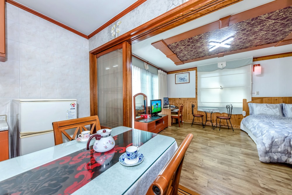 Gyulhyanggi Pension 13/34