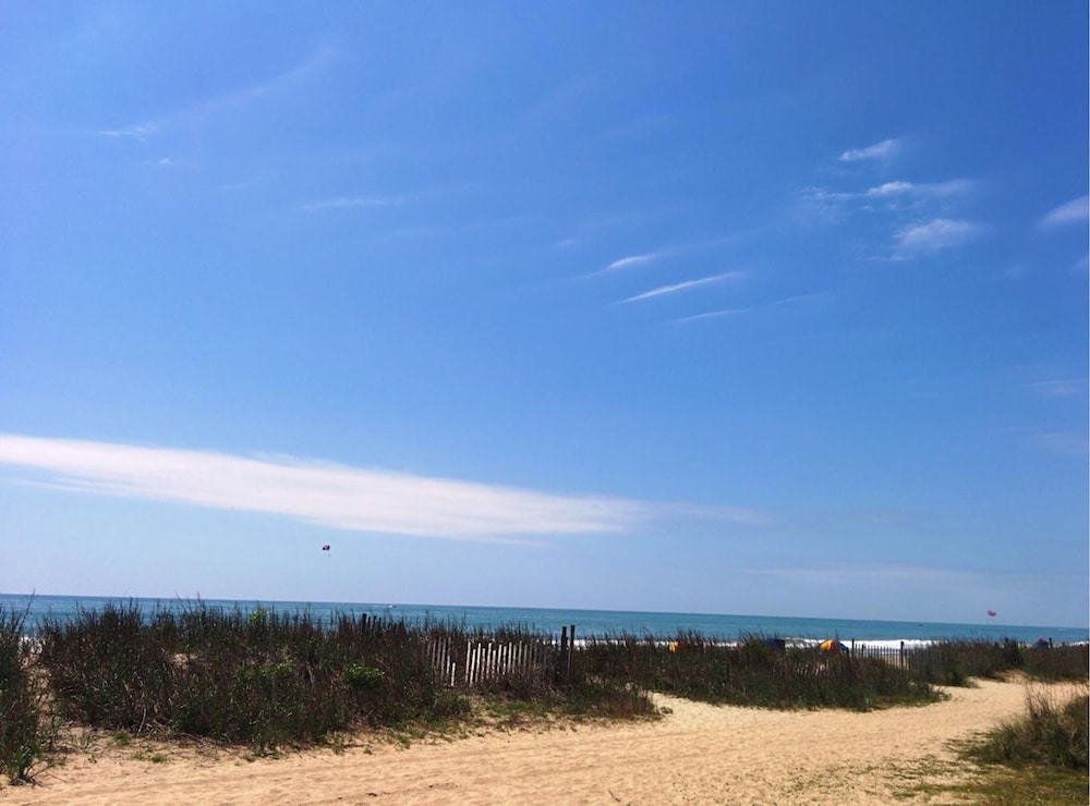 Blu Atlantic Oceanfront Hotel Suites 50/59