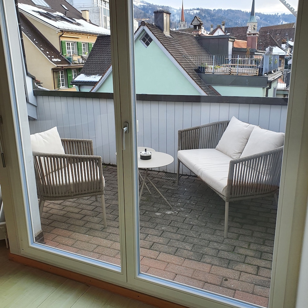 Airhome Zug Neugasse Stadtzentrum 3/25
