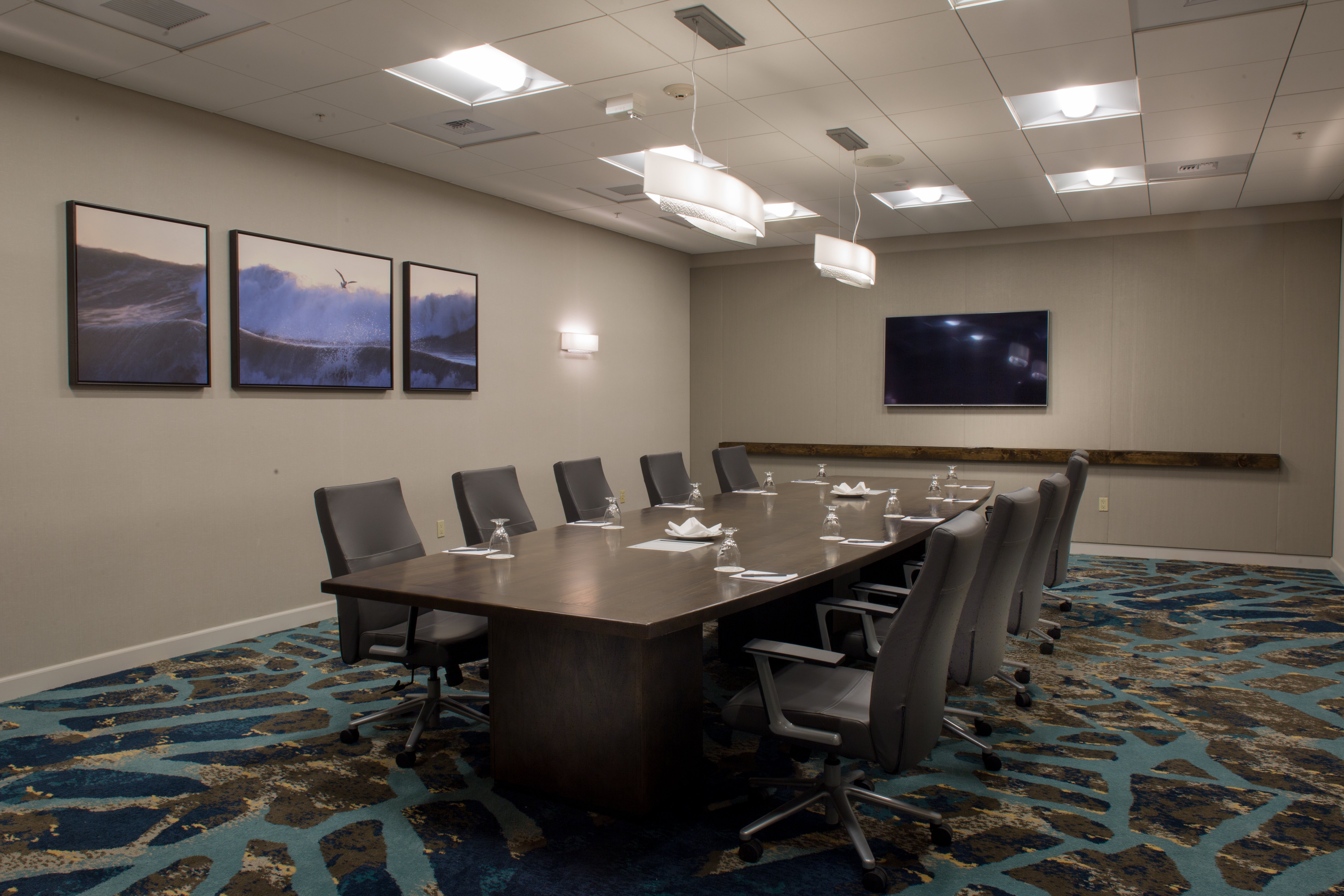 Crowne Plaza Ventura Beach 61/74