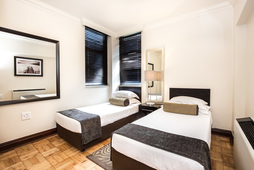 Belaire Suites 10/50