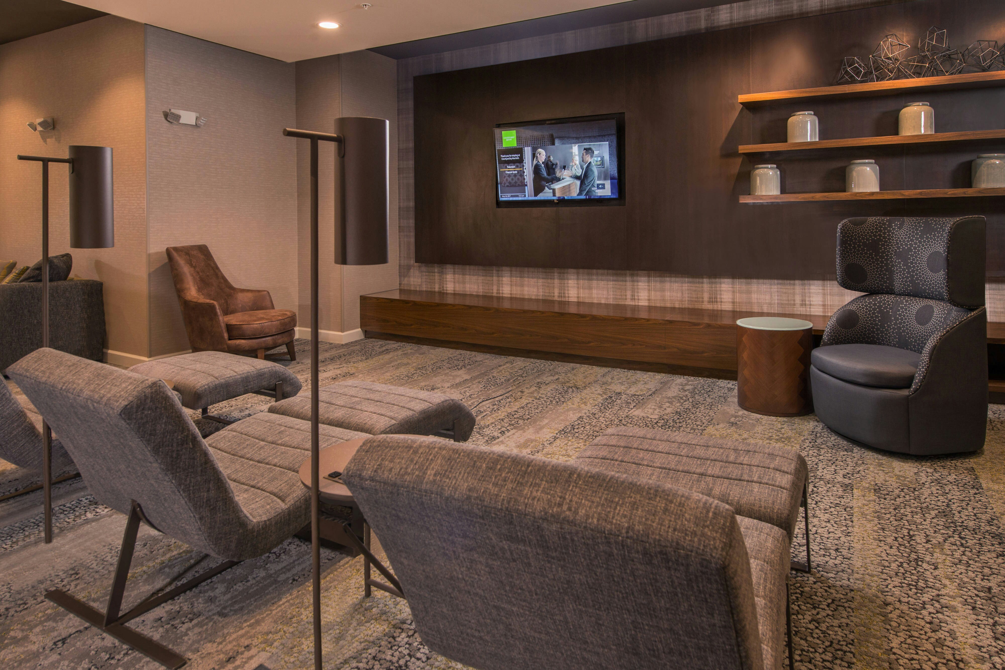 Courtyard By Marriott Hershey Chocolate Avenue 12/21