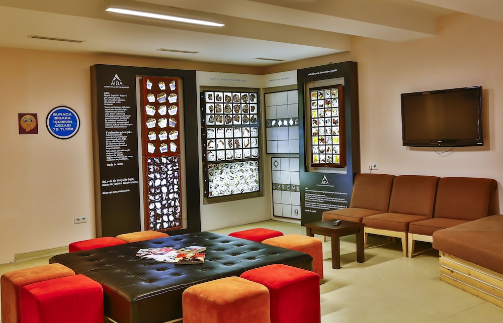 Han Hostel Airport North Hotel 56/75