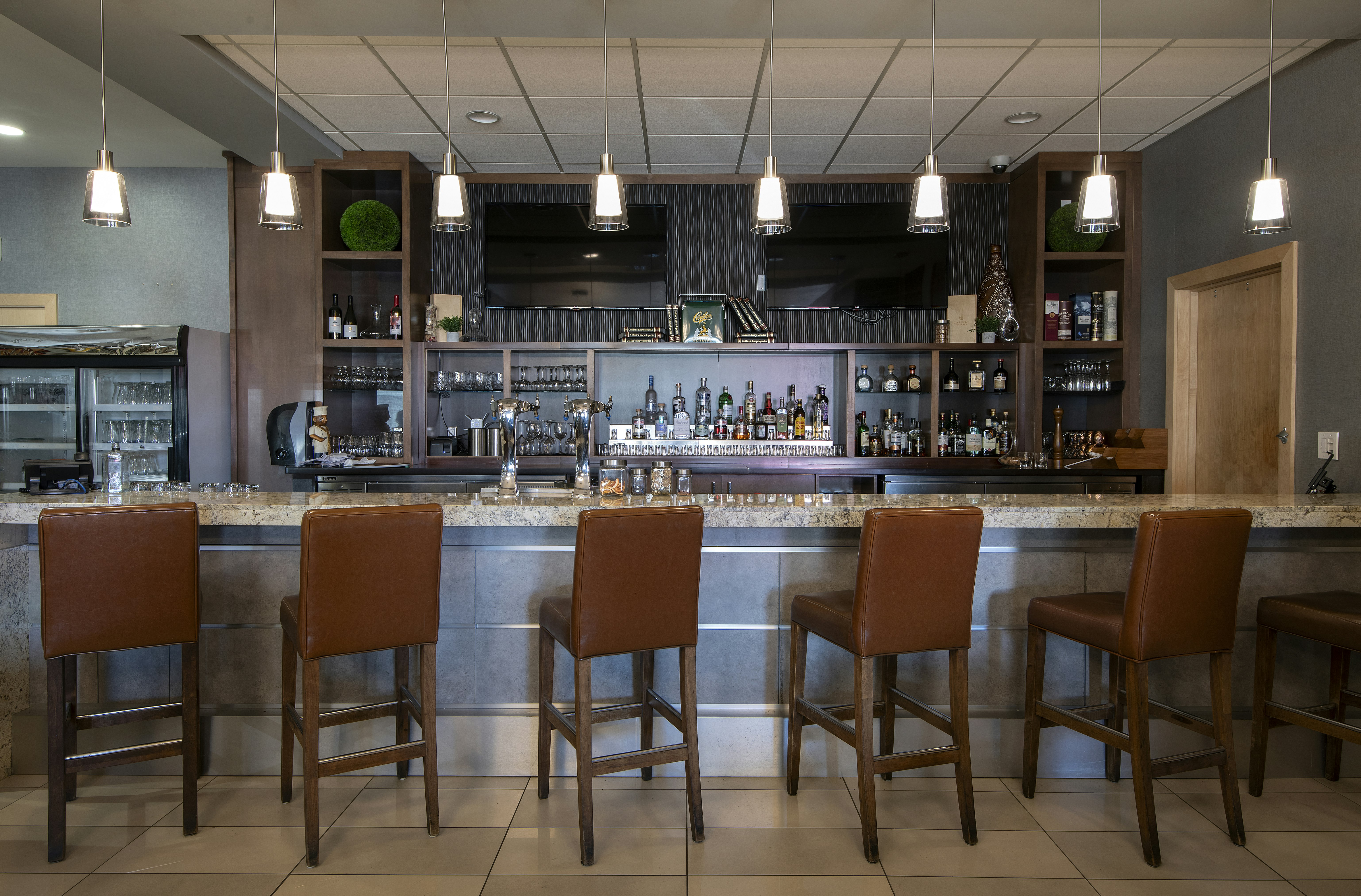Doubletree By Hilton Kamloops 12/43