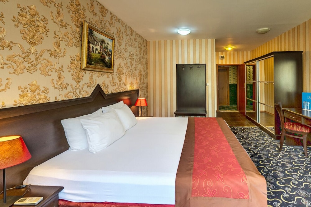 Montecito Hotel Sofia 19/73