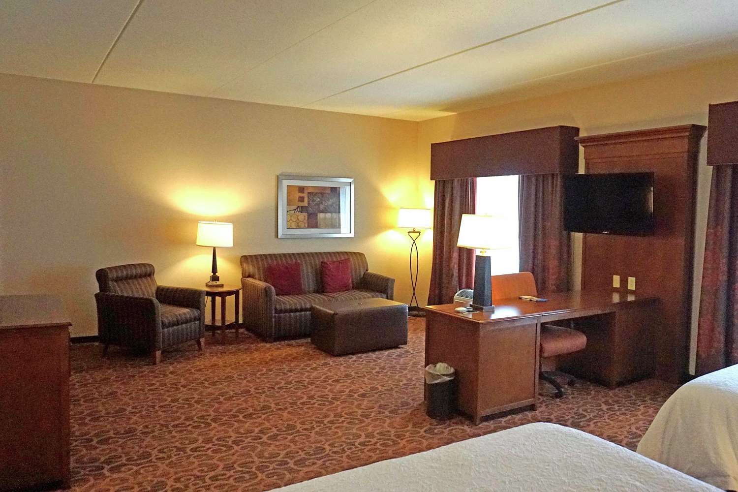 Hampton Inn Waynesburg 43/59