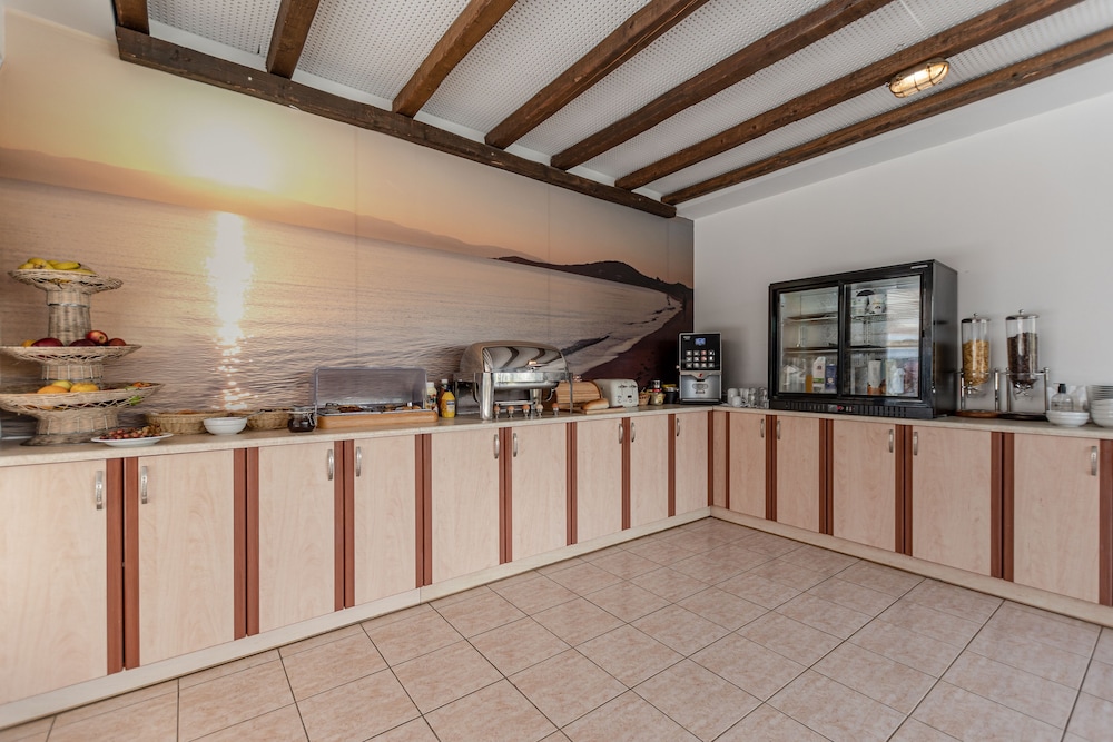 Agios Prokopios Hotel 32/59