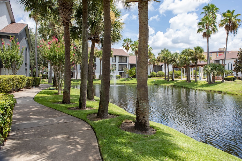 Legacy Vacation Resorts - Orlando-Kissimmee 91/95