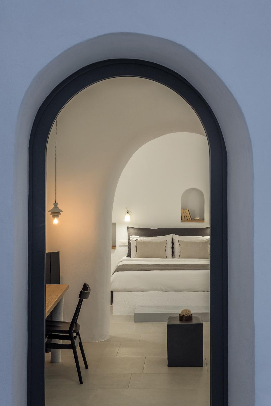 Traditional, Suite, Outdoor Jetted Tub