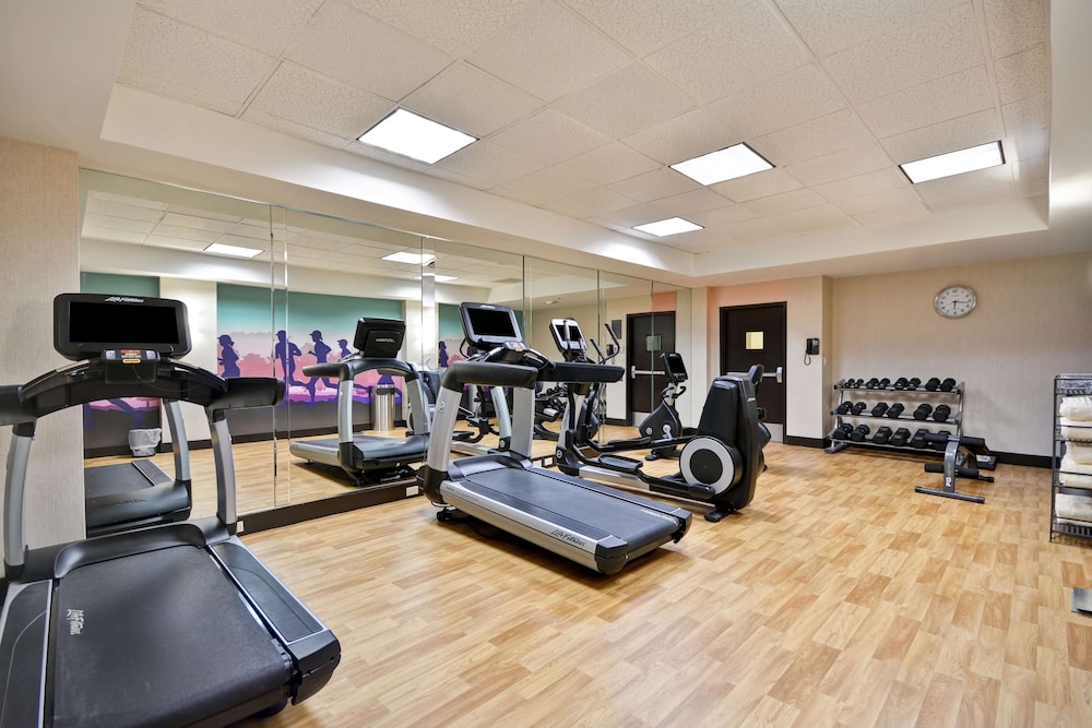 Hyatt Place Columbus/Worthington 16/40