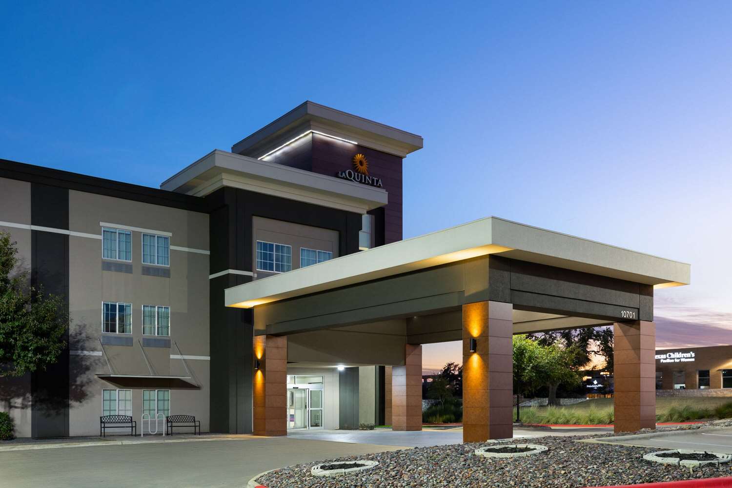La Quinta Inn & Suites by Wyndham Austin NW/Lakeline Mall 2/44
