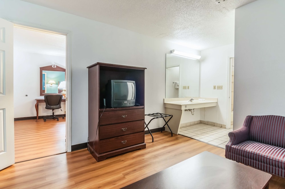 Motel6 Southgate, MI - Detroit 46/60