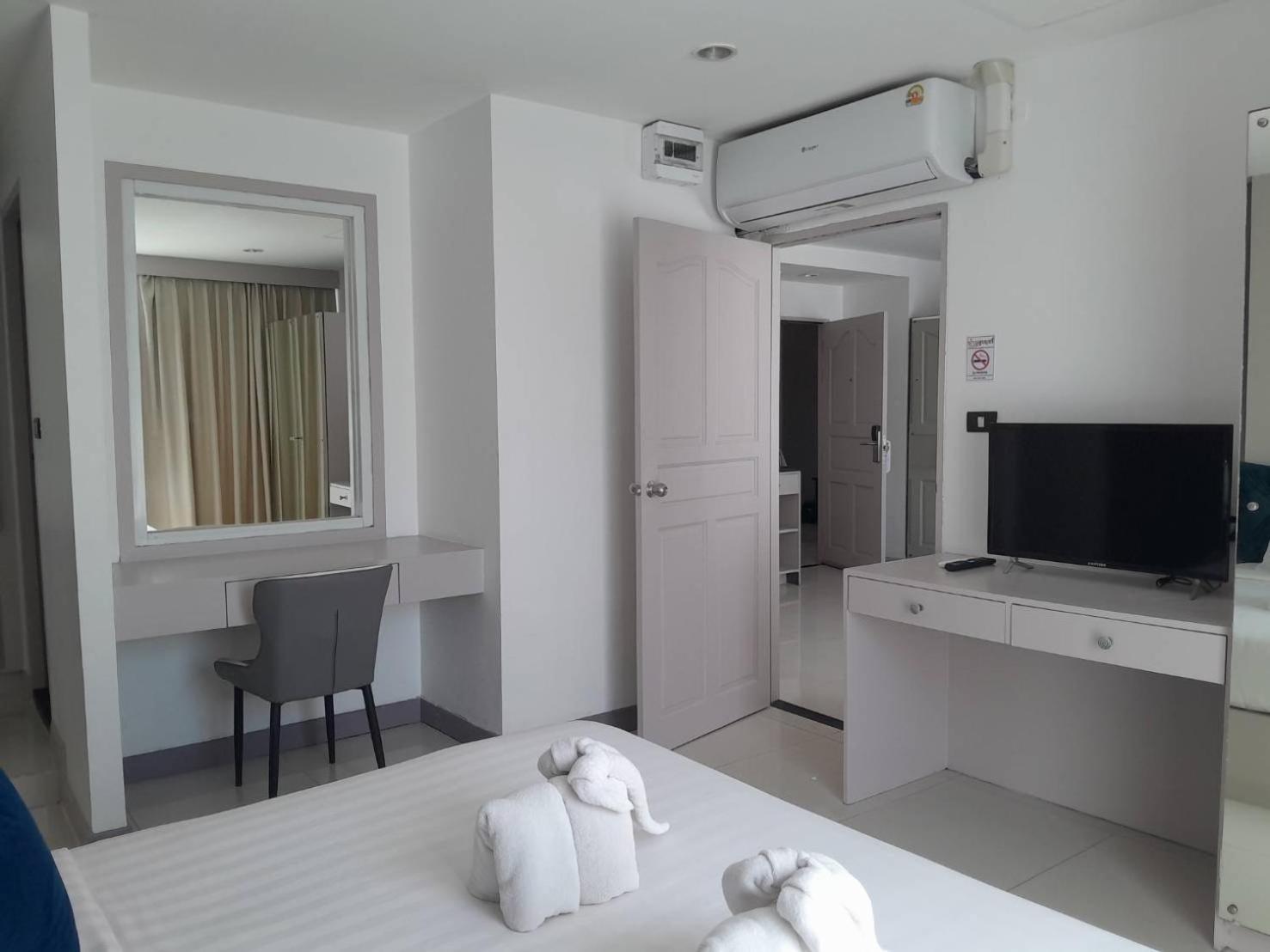Suite, Private Pool, MODERN LIVING HOTEL 8/9