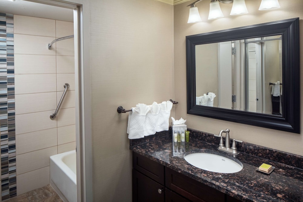 DoubleTree by Hilton Cherry Hill Philadelphia 15/46