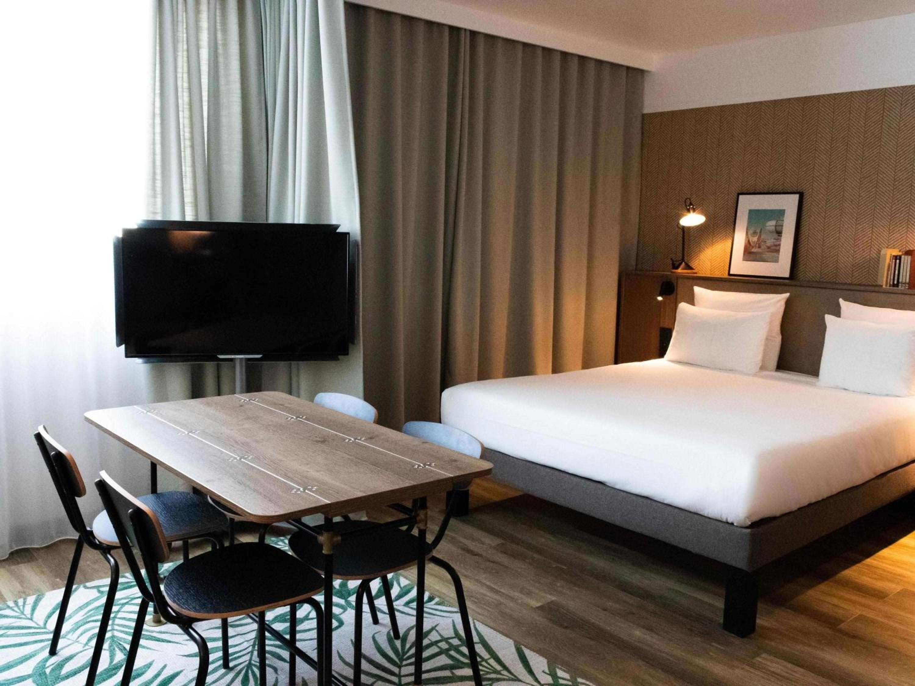rooms