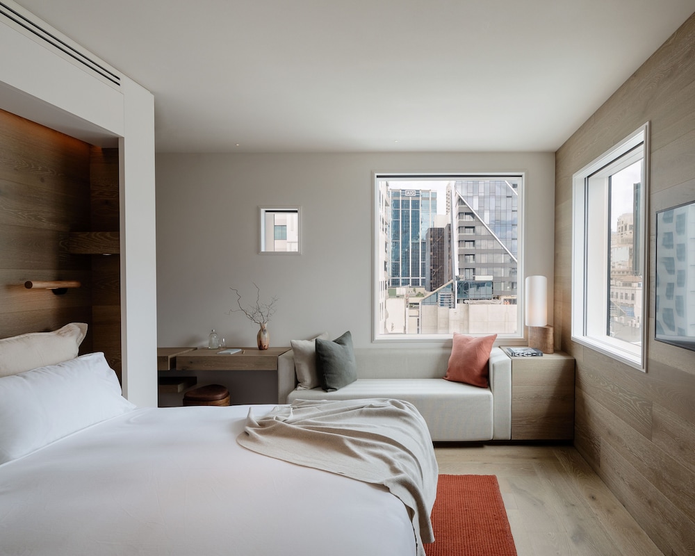 The Hotel Britomart 10/50