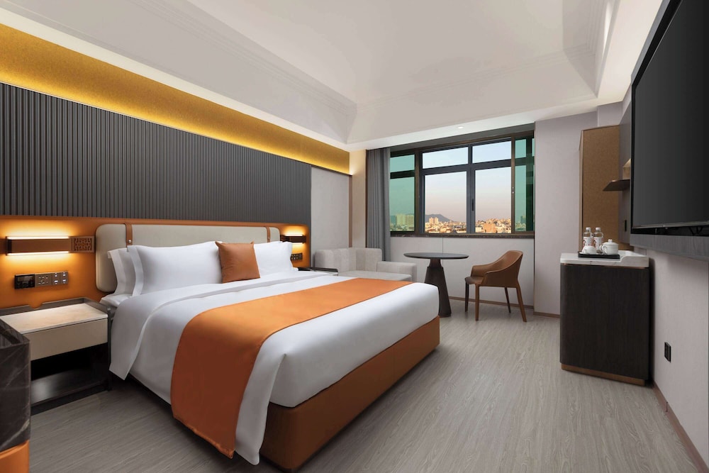 Hawthorn by Wyndham Foshan Gaoming 13/31