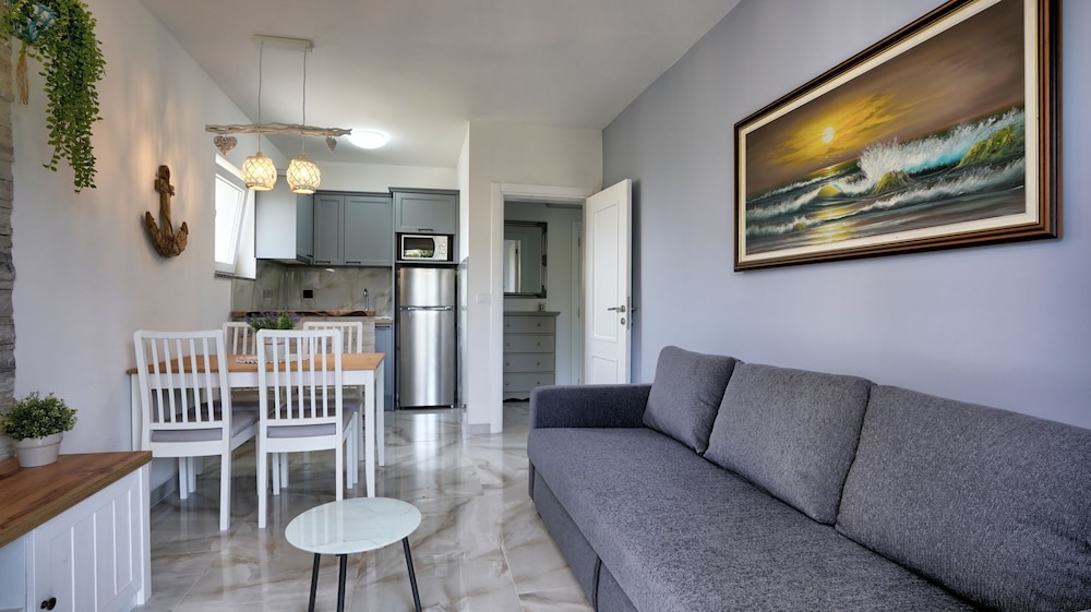 Apartment Ambienti 33/50