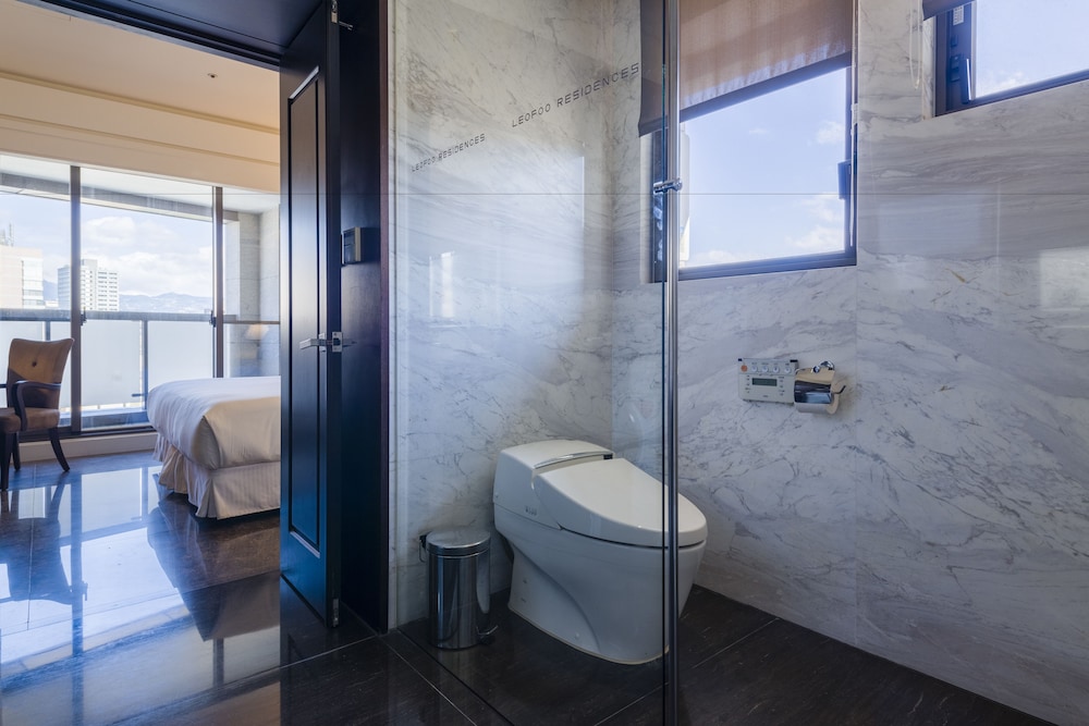 LEOFOO RESIDENCES 4/30