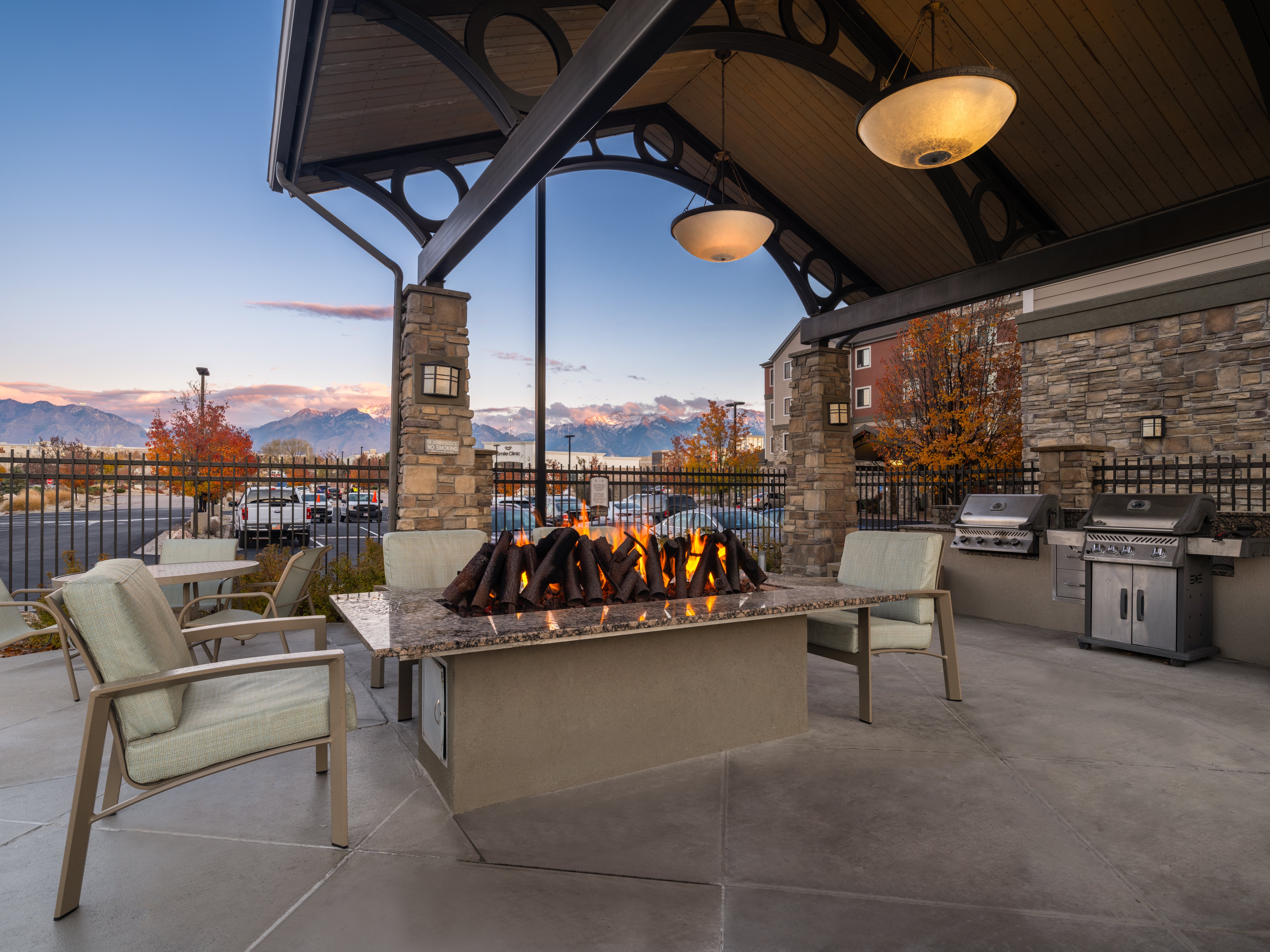 Staybridge Suites Midvale 38/58