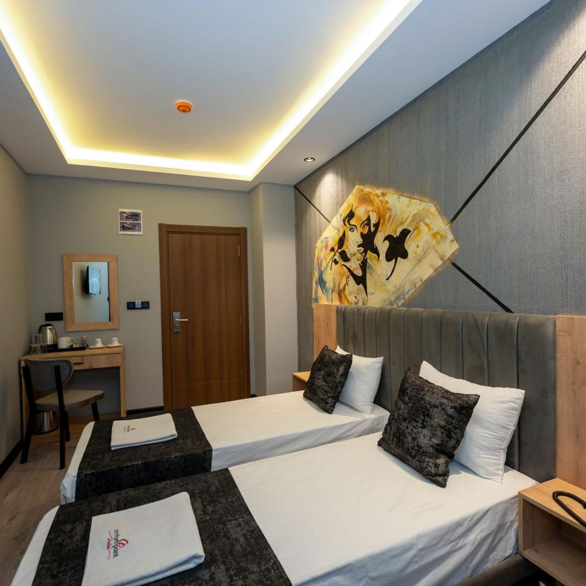 Comfort Point Hotel 12/22