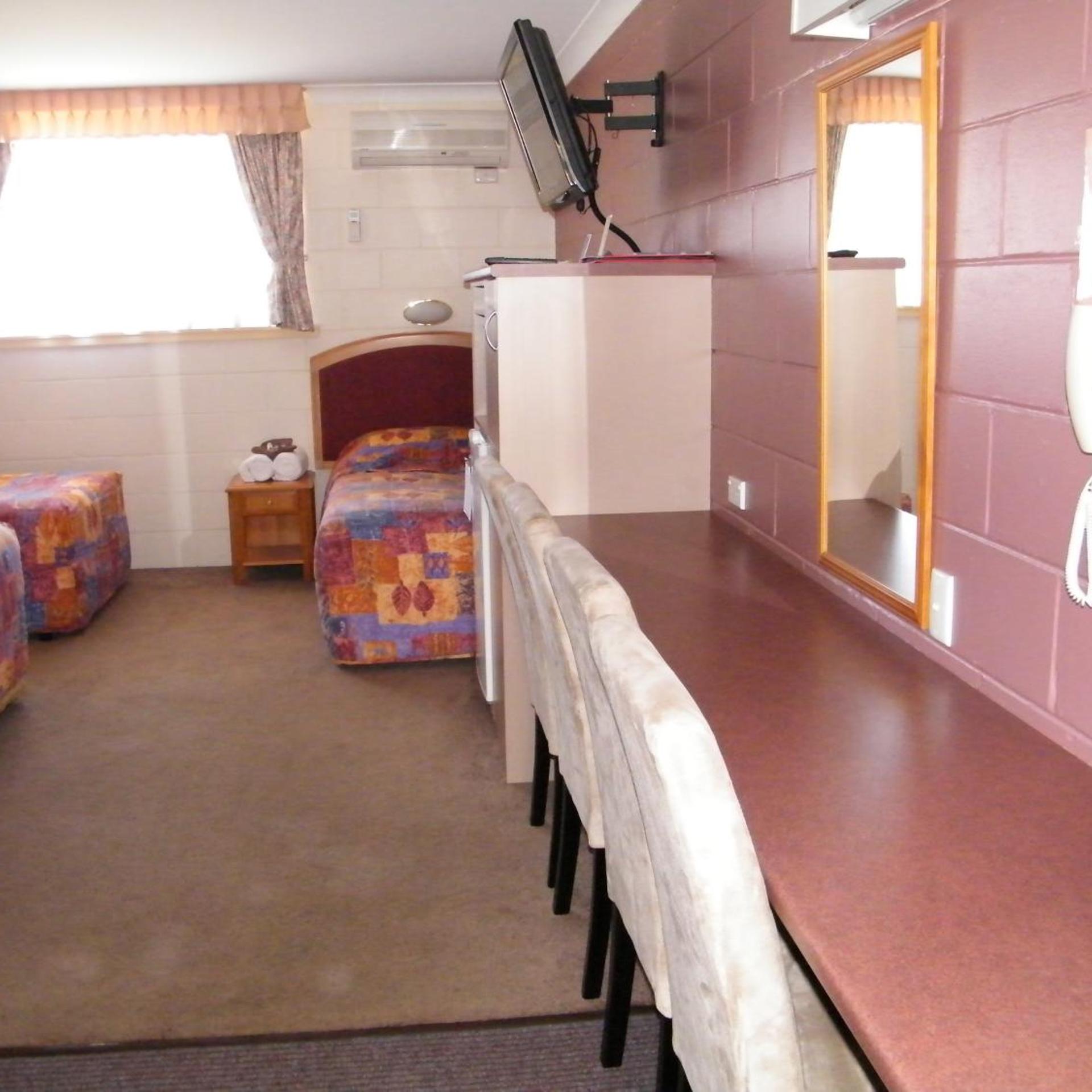 The Clansman Motel 5/21
