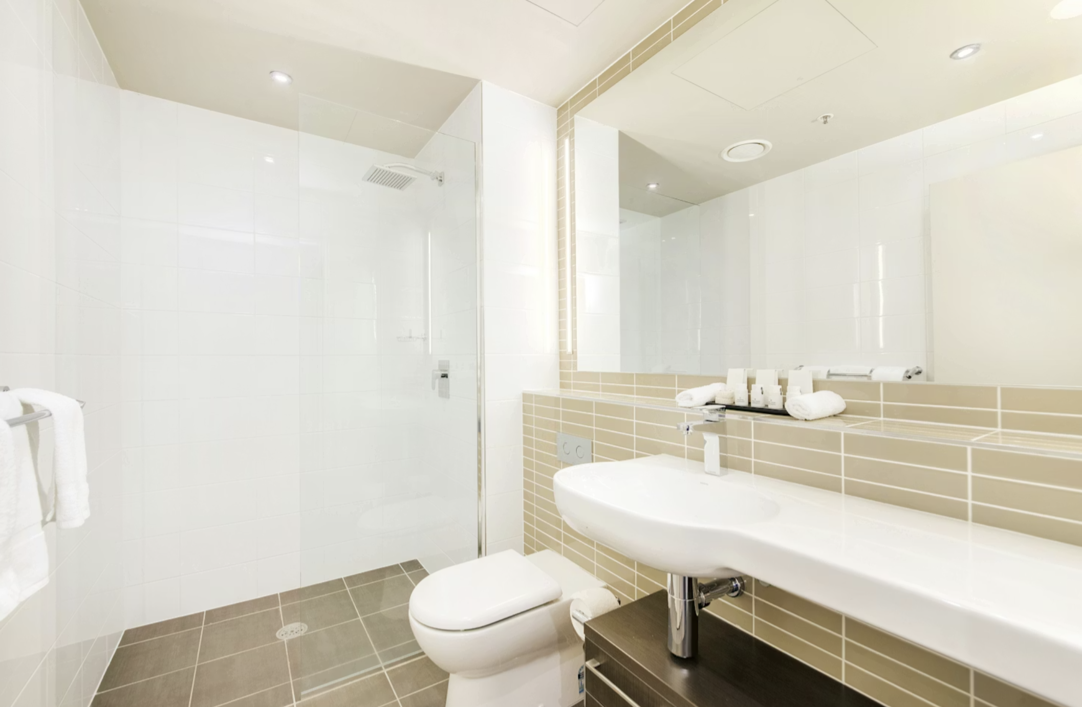 Abode Woden 44/47