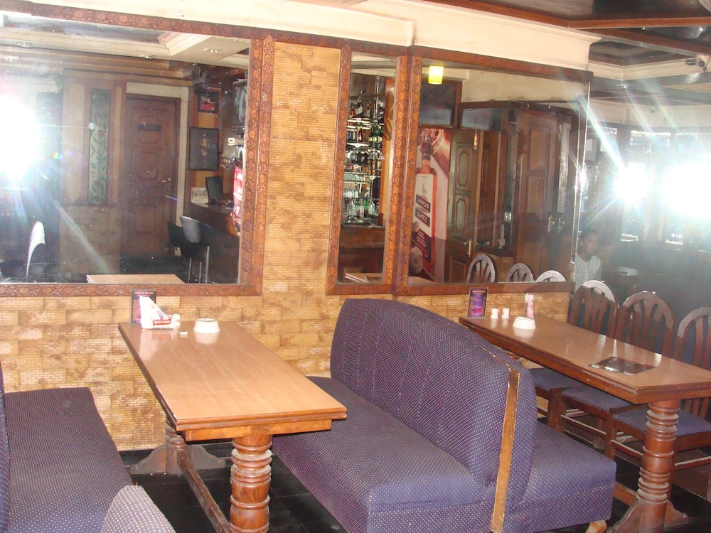 Hotel Abhinandan Grand 24/34