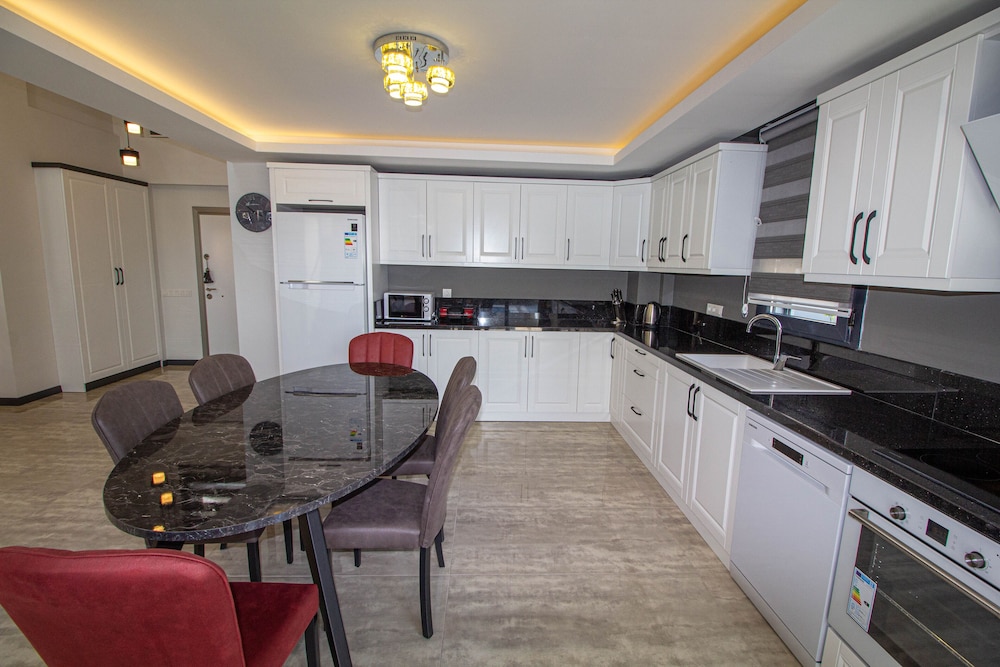 Zehra Villas 32/50