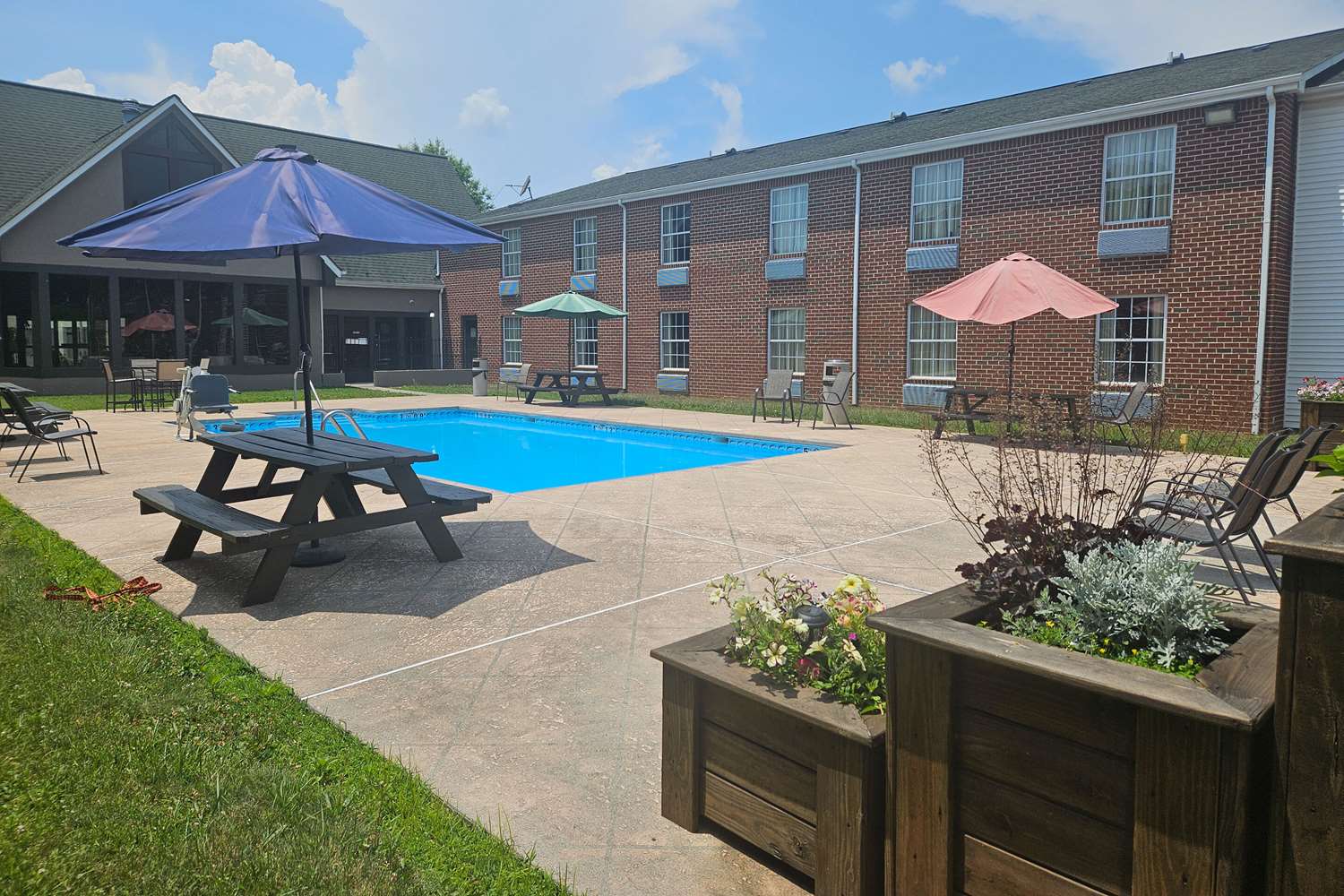 Quality Inn Dublin I-81 63/73